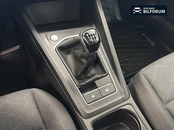 Volkswagen Golf VIII 12 of 16