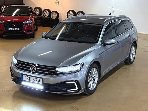 Volkswagen Passat 26 of 30
