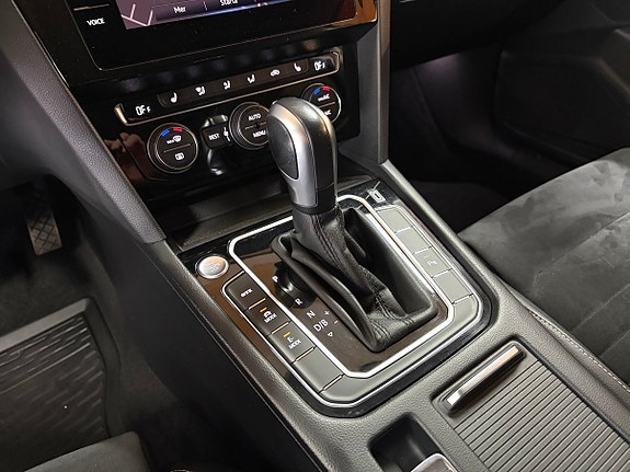 Volkswagen Passat 4 of 5