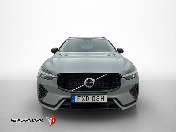Volvo XC60 2 of 30