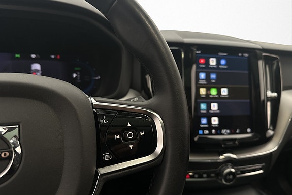 Volvo XC60 15 of 30