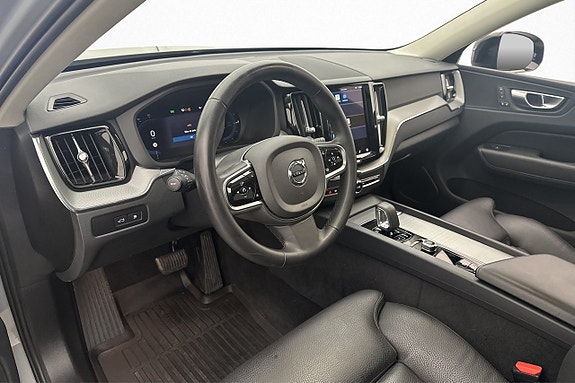 Volvo XC60 10 of 30