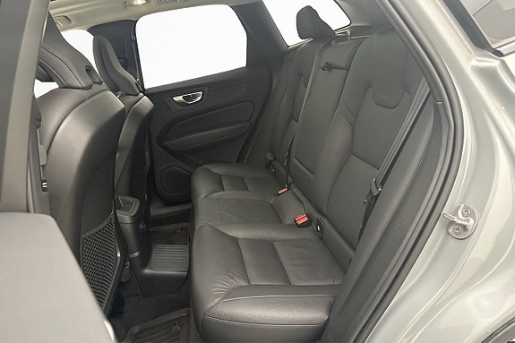 Volvo XC60 26 of 30