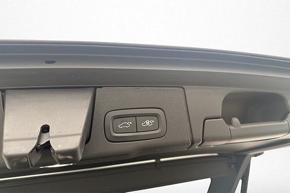 Volvo XC60 29 of 30