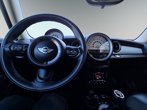 MINI Clubman One 16 of 17