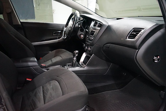 Kia Ceed 9 of 17