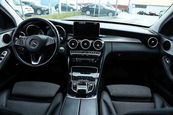 Mercedes-Benz C220 d 12 of 18
