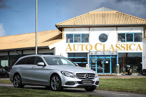 Mercedes-Benz C220 d 2 of 18