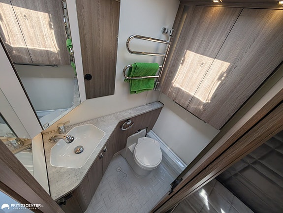 Kabe ROYAL 600 XL KS *Förtält / Året runt komfort / Premium 15 of 21
