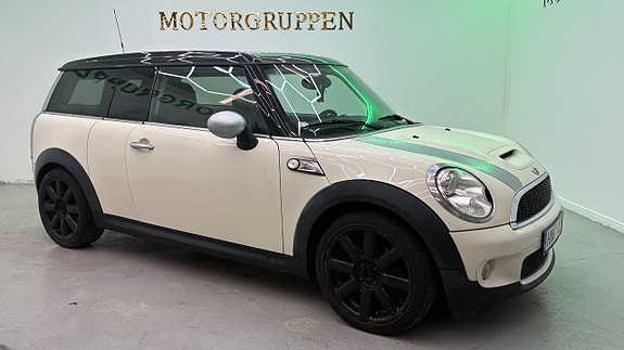 MINI Clubman Cooper S 3 of 5