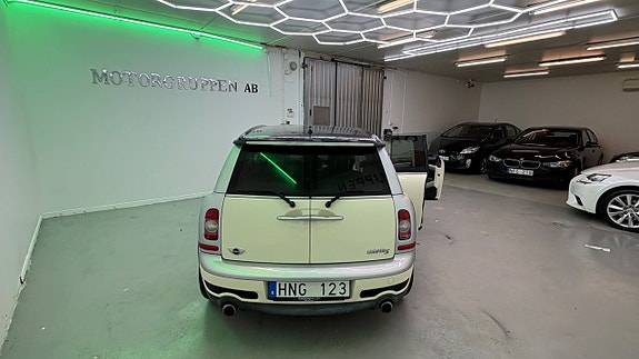 MINI Clubman Cooper S 8 of 11