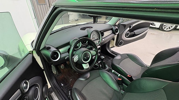 MINI Clubman Cooper S 9 of 11