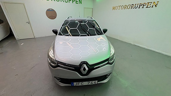 Renault Clio 7 of 12