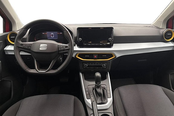 Seat Arona 8 of 16