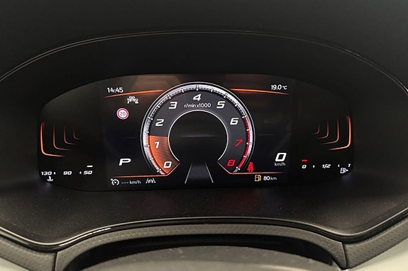 Seat Arona 13 of 16
