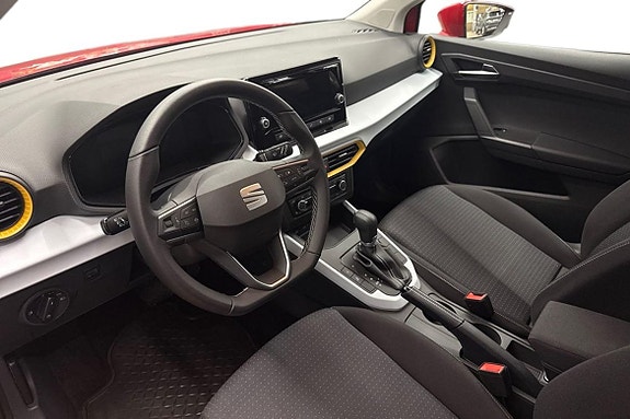 Seat Arona 11 of 16