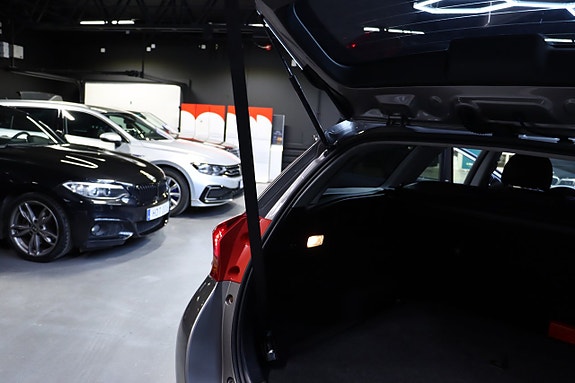 Toyota Auris 14 of 30