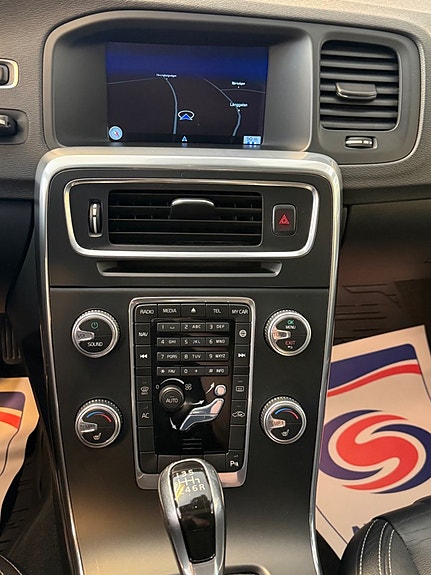Volvo S60 5 of 5