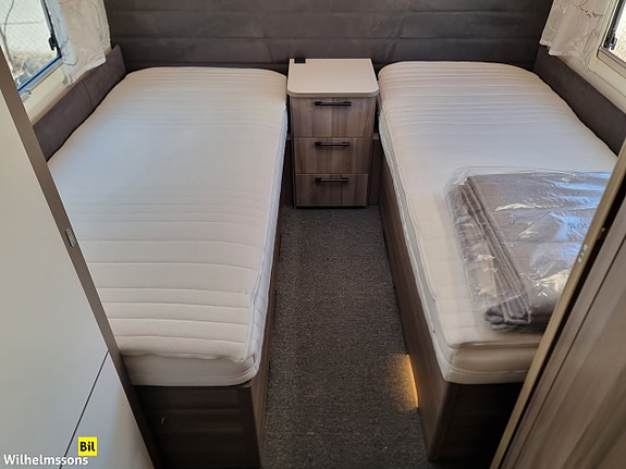 Kabe ESTATE 560 GLE KS KOMFORTPAKET EN ÄGARE MYCKET FINT SKICK LASTVIKT 454 15 of 19