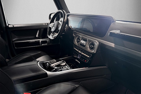 Mercedes-Benz G63 16 of 25
