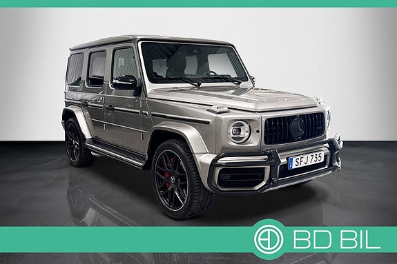 Mercedes-Benz G63 4 of 5