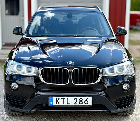 BMW X3 2 of 5