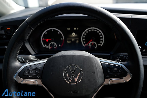 Volkswagen Caddy Maxi 12 of 16