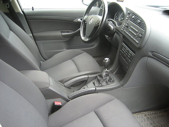 Saab 9-3 12 of 18
