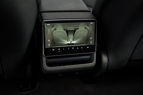 Tesla Model 3 24 of 25
