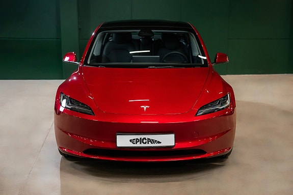 Tesla Model 3 5 of 25