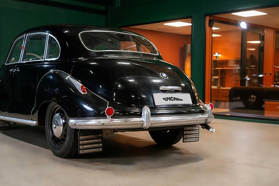 BMW 501 4 of 26
