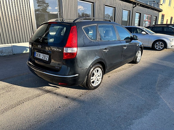 Hyundai i30 3 of 4