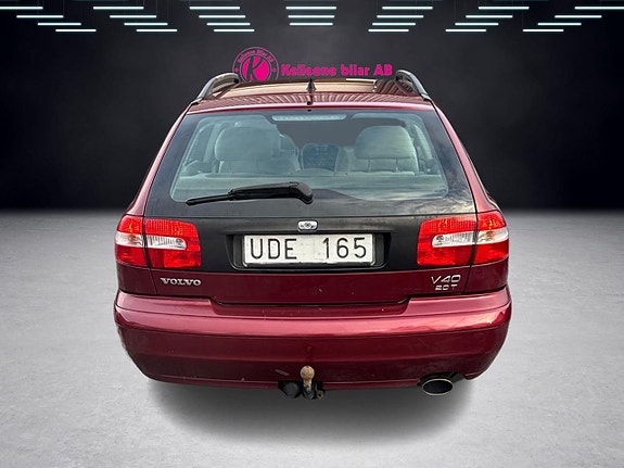 Volvo V40 5 of 5