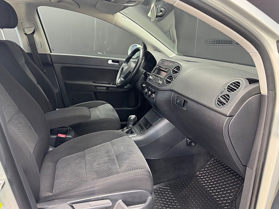 Volkswagen Golf Plus 7 of 14
