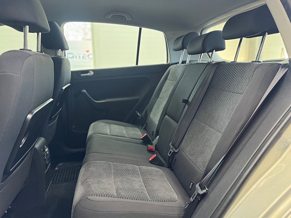 Volkswagen Golf Plus 6 of 14