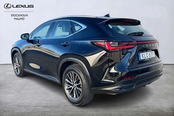 Lexus NX350h 3 of 5