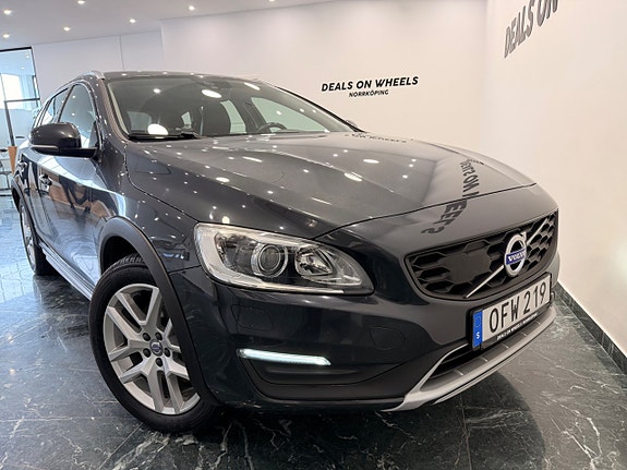 Volvo V60 Cross Country 9 of 23