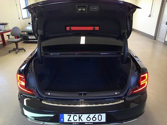 Volvo S90 11 of 13