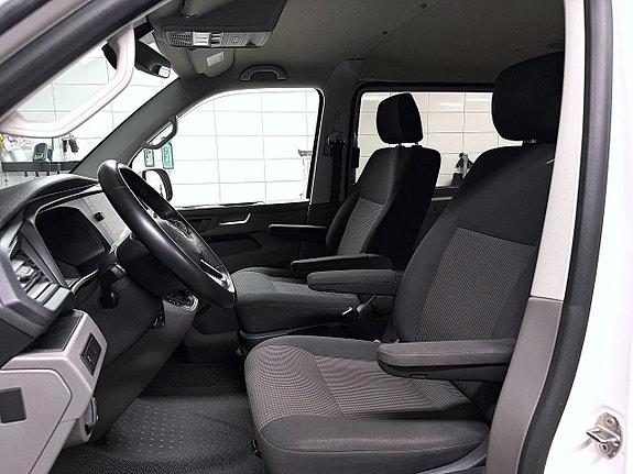 Volkswagen Transporter 25 of 30