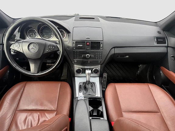 Mercedes-Benz C220 14 of 24