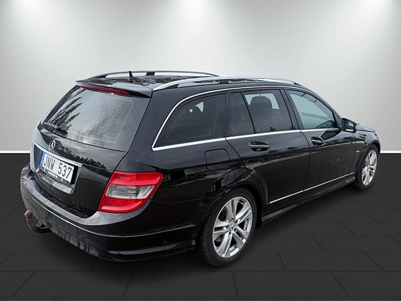 Mercedes-Benz C220 5 of 5