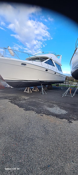 Bayliner 3988 97 Nya motorer 2x400hk byte 2 of 5