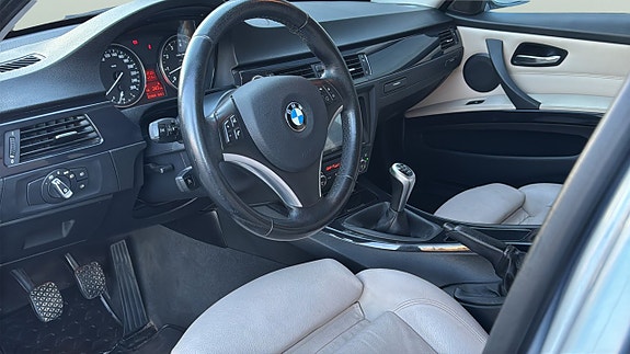 BMW 325i 7 of 7
