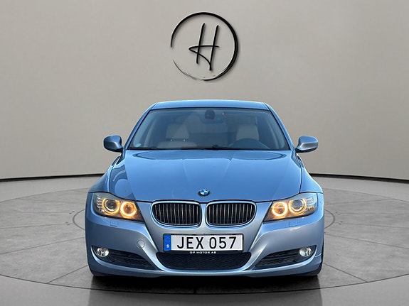BMW 325i 5 of 5