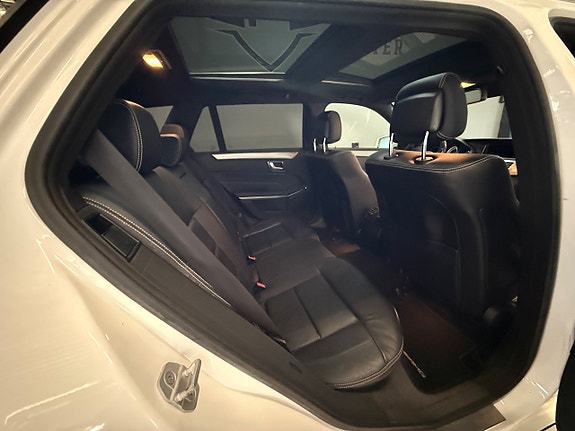 Mercedes-Benz E350 12 of 17