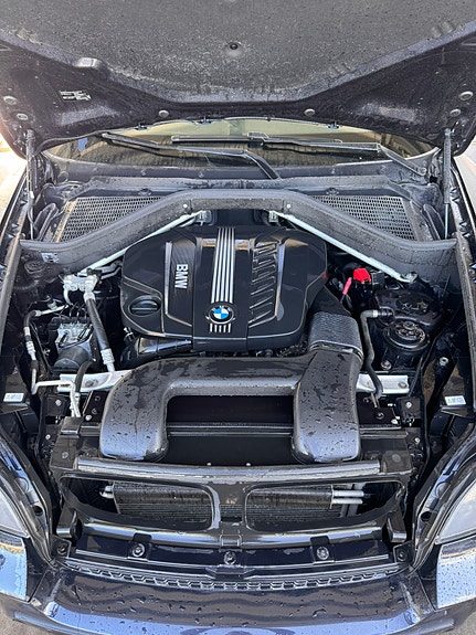 BMW X5 4 of 5