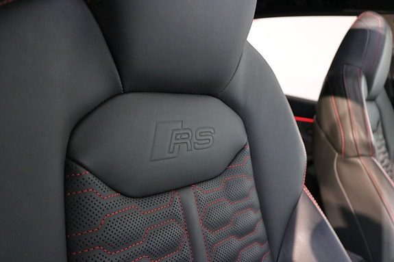Audi RS Q8 17 of 27
