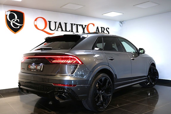 Audi RS Q8 3 of 5