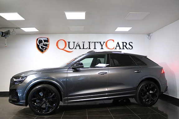 Audi RS Q8 2 of 5