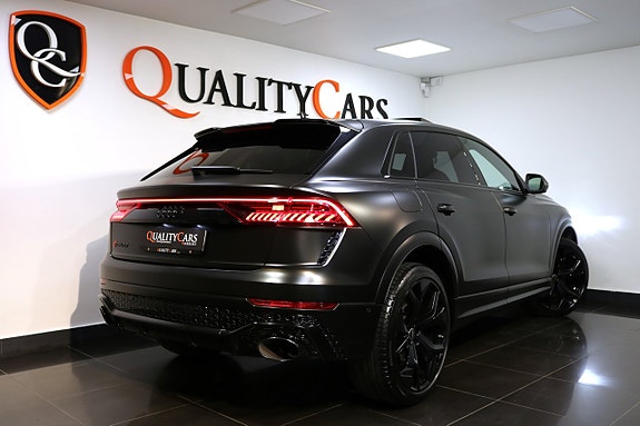 Audi RS Q8 3 of 27